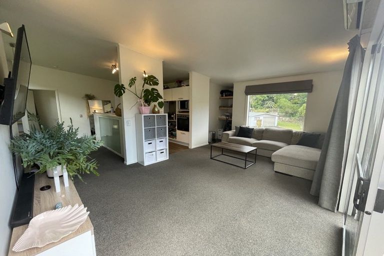 Photo of property in 12 Nevada Drive, Merrilands, New Plymouth, 4312