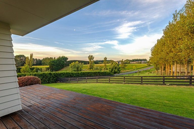 Photo of property in 2 Tutakarae Road, Kelvin Grove, Palmerston North, 4470