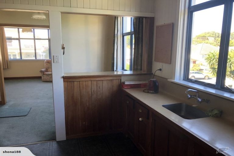 Photo of property in 10 Weymouth Street, New Plymouth, 4310