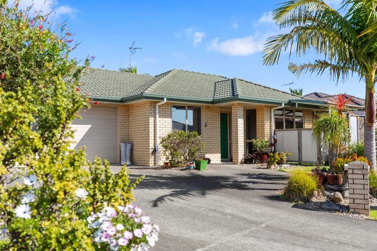 Photo of property in 20 Beachmere Place, Papamoa Beach, Papamoa, 3118