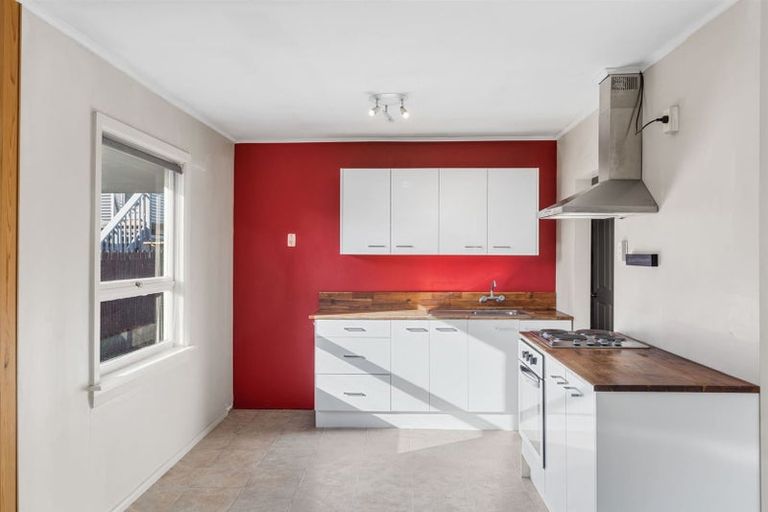 Photo of property in 3 Inwoods Road, Parklands, Christchurch, 8083