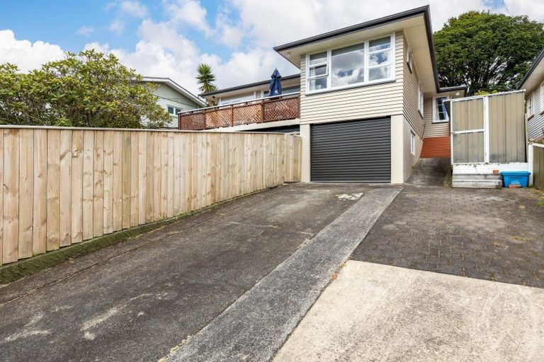 Photo of property in 61 Clawton Street, Westown, New Plymouth, 4310