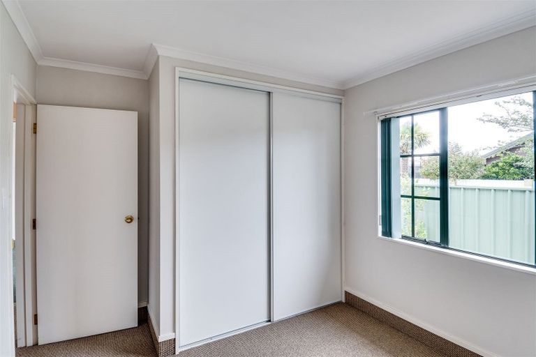 Photo of property in 1/2 Spriggs Crescent, Greenmeadows, Napier, 4112