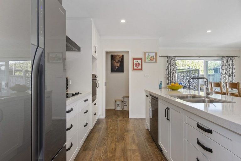 Photo of property in 53 Awataha Crescent, Pyes Pa, Tauranga, 3110