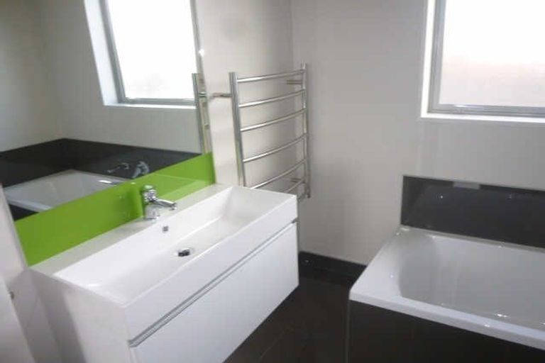 Photo of property in 1/49 Maxwell Street, Riccarton, Christchurch, 8041