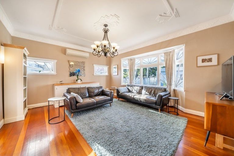 Photo of property in 56 Martin Street, Wallaceville, Upper Hutt, 5018