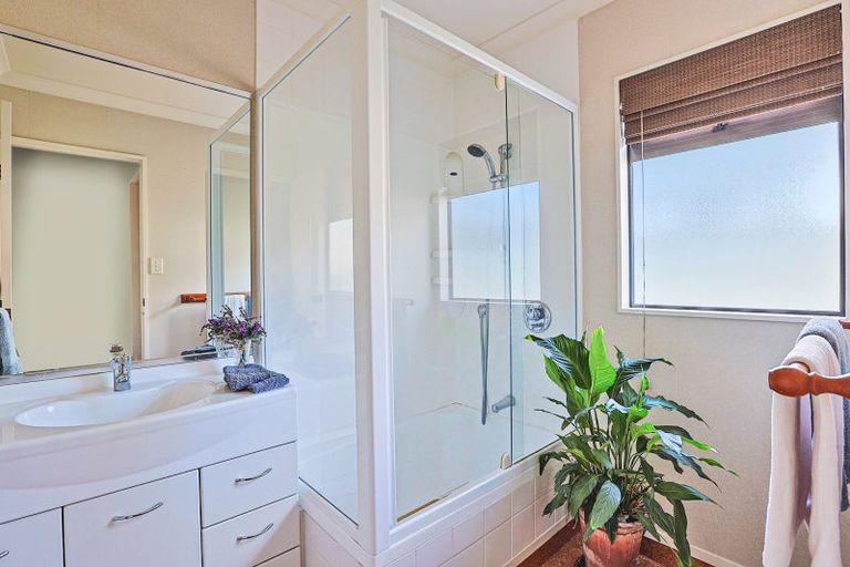 Photo of property in 14 Pinotage Drive, Greenmeadows, Napier, 4112