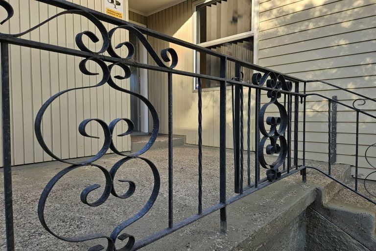 Photo of property in 281 Riverhead Road, Riverhead, 0892