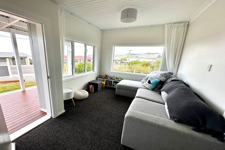 Photo of property in 32 Esplanade, Kaka Point, Balclutha, 9271