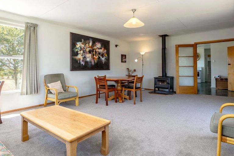 Photo of property in 17 Tararua Drive, Upper Plain, Masterton, 5888