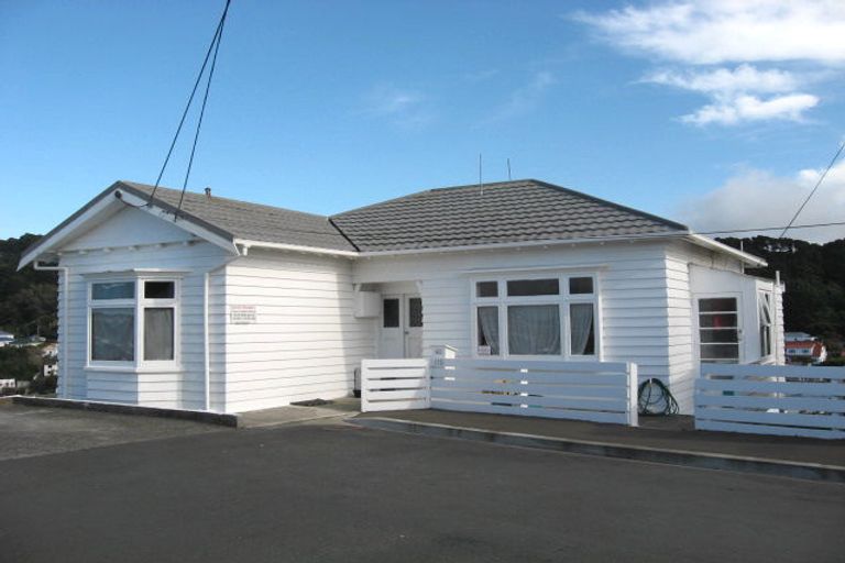 Photo of property in 130 Overtoun Terrace, Hataitai, Wellington, 6021