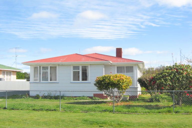 Photo of property in 98 Apatu Street, Wairoa, 4108