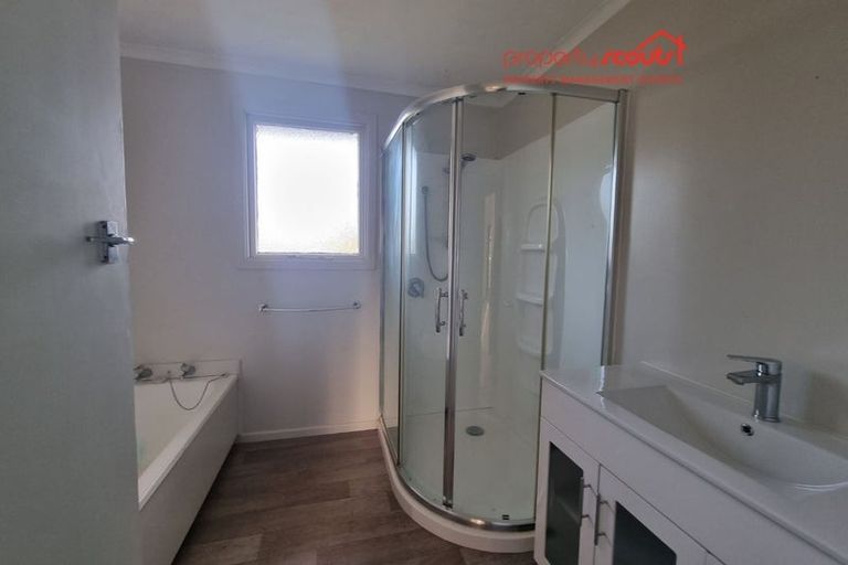 Photo of property in 5 Hillary Street, Winton, 9720