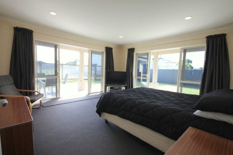 Photo of property in 17 Centreway, Pauanui, Hikuai, 3579