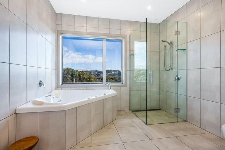 Photo of property in 75b Paremata Haywards Road, Pauatahanui, Porirua, 5381