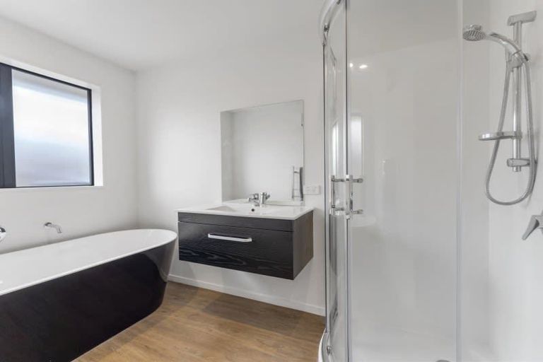 Photo of property in 4 Fearne Drive, Woodend, 7610