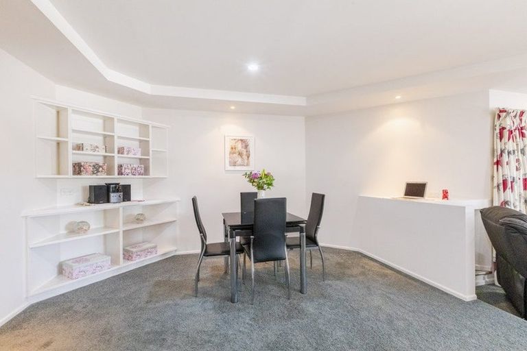 Photo of property in 8 Park Lane, Greenmeadows, Napier, 4112