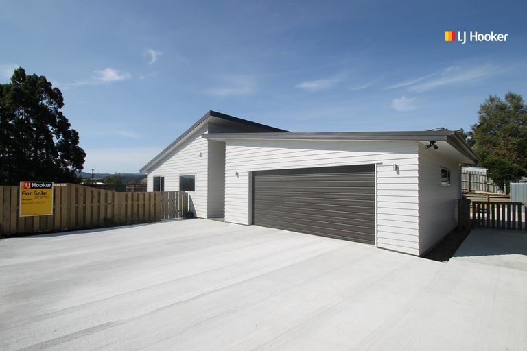 Photo of property in 19 Paterson Road, Mosgiel, 9092