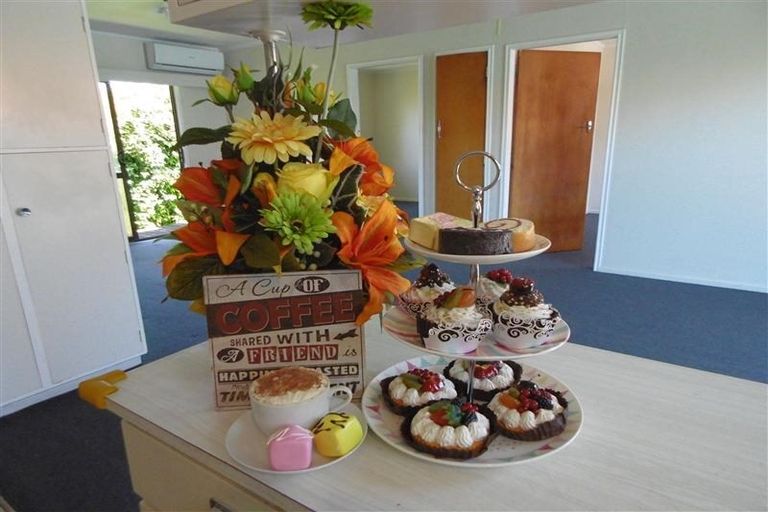 Photo of property in 1/117 Seaview Road, Westown, New Plymouth, 4310