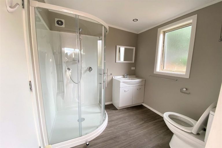 Photo of property in 5 Mount Iron Drive, Wanaka, 9305