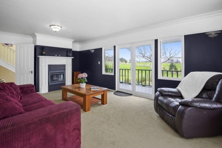 Photo of property in 187 Kimptons Road, Brookby, Manurewa, 2576