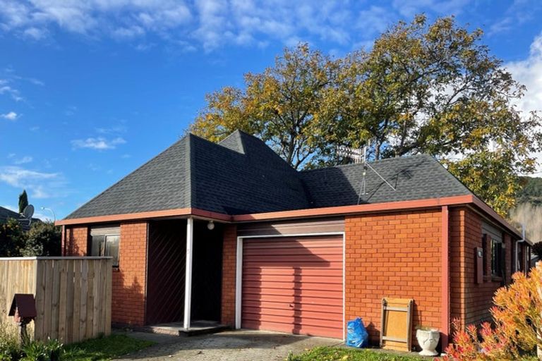 Photo of property in 5 Jenville Way, The Wood, Nelson, 7010