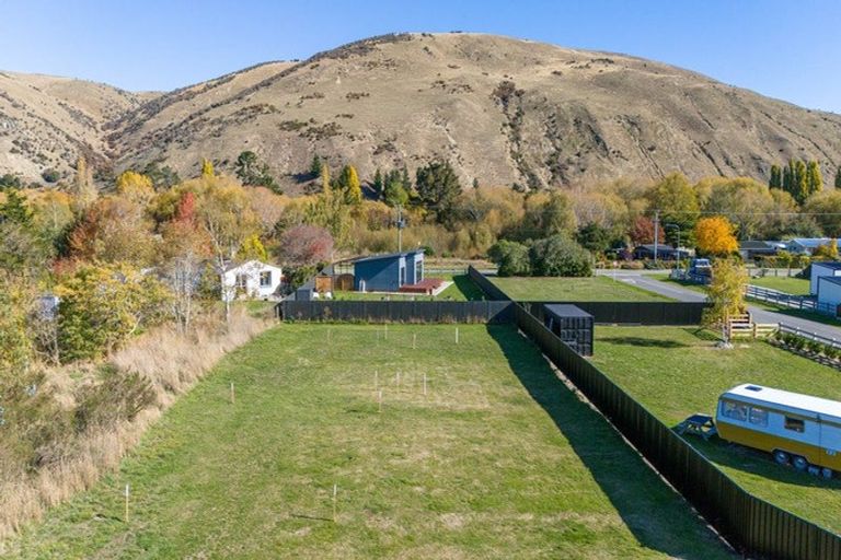 Photo of property in 8 Kaylea Lane, Millers Flat, 9572