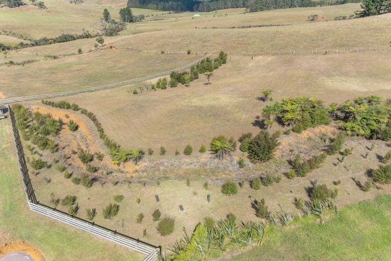 Photo of property in 14 Amelie Place, Coopers Beach, 0420