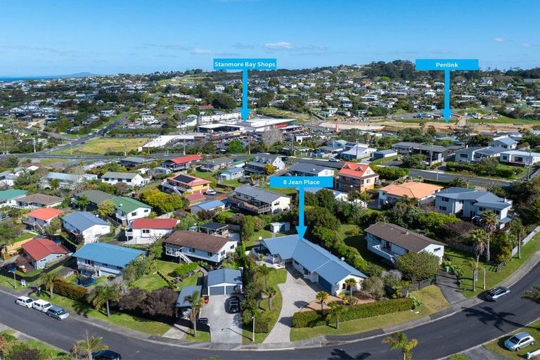 Photo of property in 8 Jean Place, Stanmore Bay, Whangaparaoa, 0932