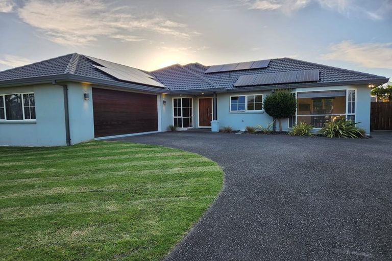 Photo of property in 43 Jasmine Place, Mount Maunganui, 3116
