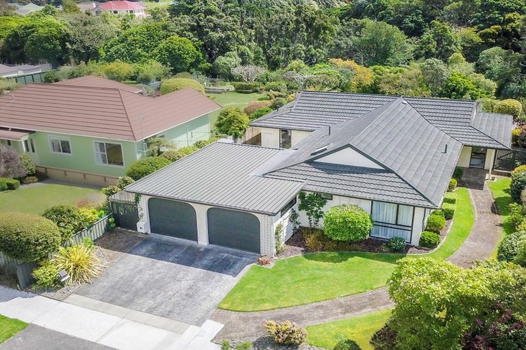 Photo of property in 119 Belvedere Avenue, Waikanae, 5036