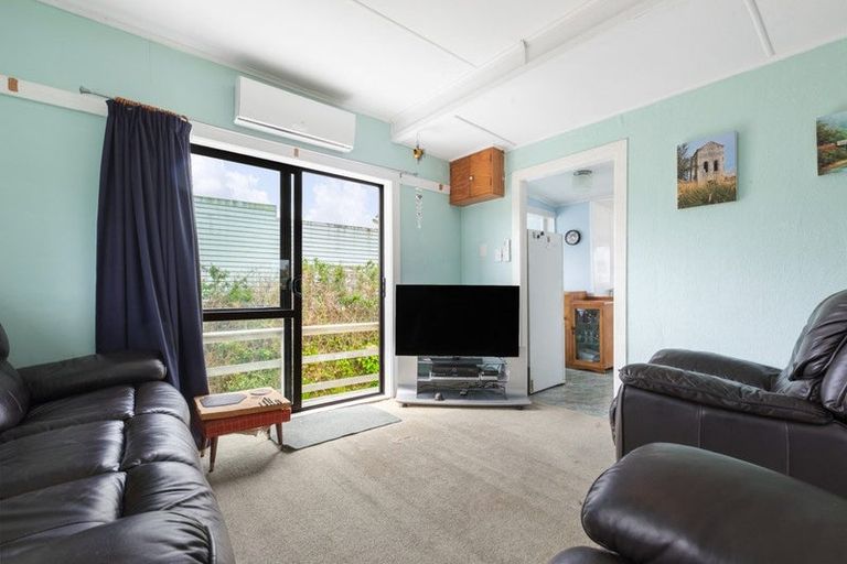 Photo of property in 32 Wallnutt Avenue, Waihi Beach, 3611