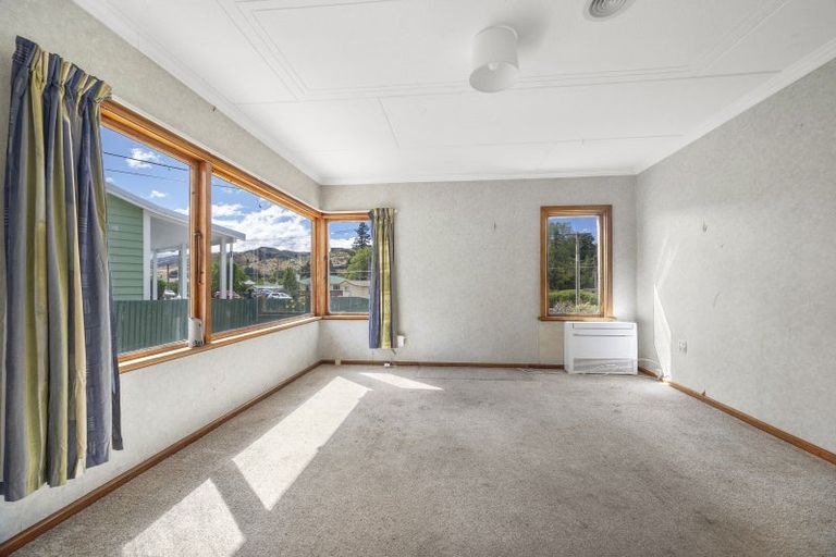 Photo of property in 15 Smith Street, Roxburgh, 9500