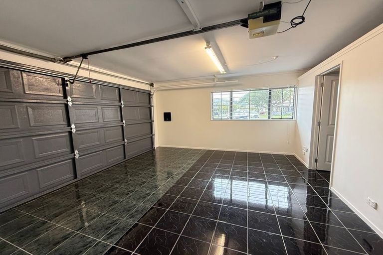 Photo of property in 434 Chapel Road, Flat Bush, Auckland, 2016