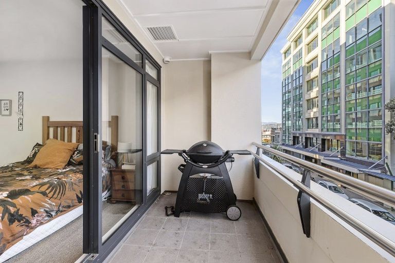 Photo of property in Kate Sheppard Apartments, 3e/42 Molesworth Street, Thorndon, Wellington, 6011