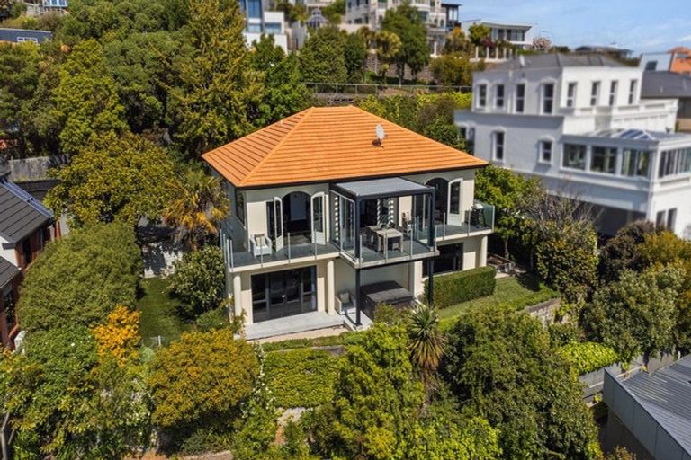 Photo of property in 39 Overdale Drive, Cashmere, Christchurch, 8022