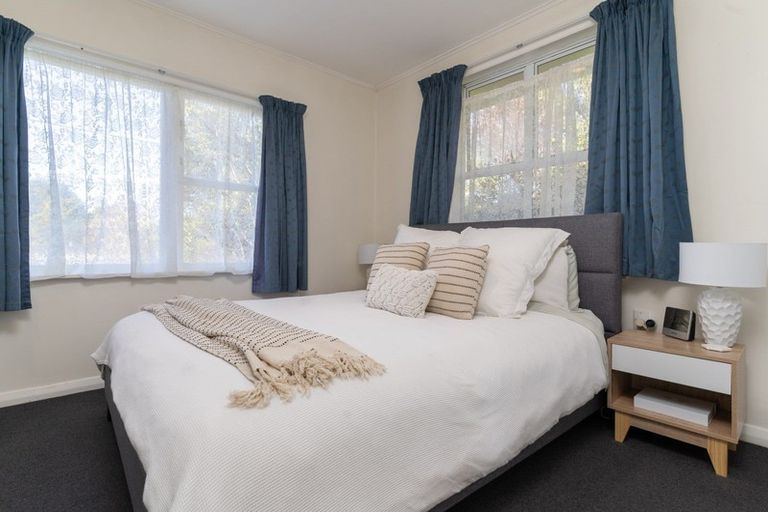 Photo of property in 14 Augustus Street, Carterton, 5713