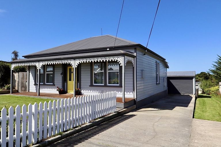 Photo of property in 49 Till Street, South Hill, Oamaru, 9400