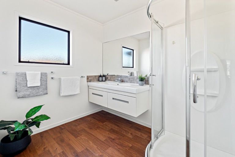 Photo of property in 1/12 Ferndown Close, Brookfield, Tauranga, 3110