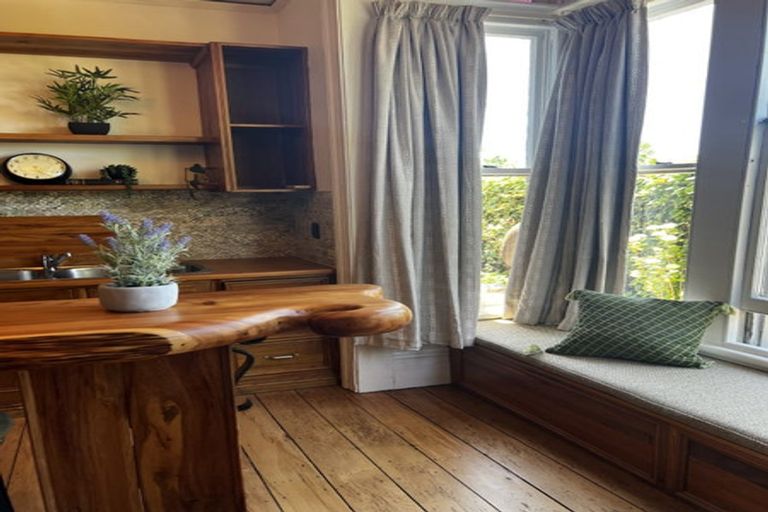 Photo of property in 1/141 Somerfield Street, Somerfield, Christchurch, 8024