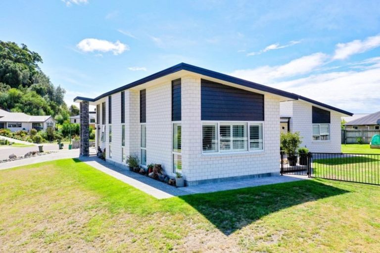 Photo of property in 26 Waterways Drive, Ohope, 3121
