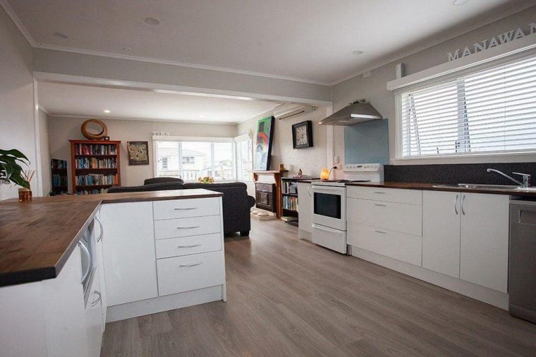 Photo of property in 65 Strange Street, Waitara, 4320