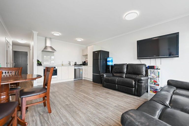 Photo of property in 59 Chiefs Court, Hamilton East, Hamilton, 3216