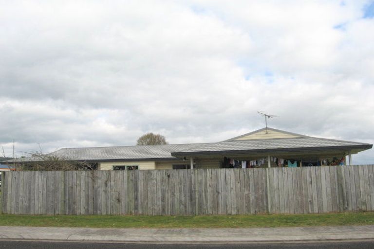 Photo of property in 40 Whitby Avenue, Whitianga, 3510