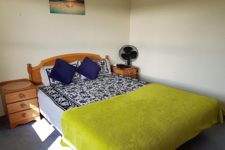 Photo of property in 54 Collins Road, Melville, Hamilton, 3206