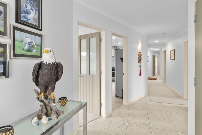 Photo of property in 15 Datum Way, Paraparaumu, 5032