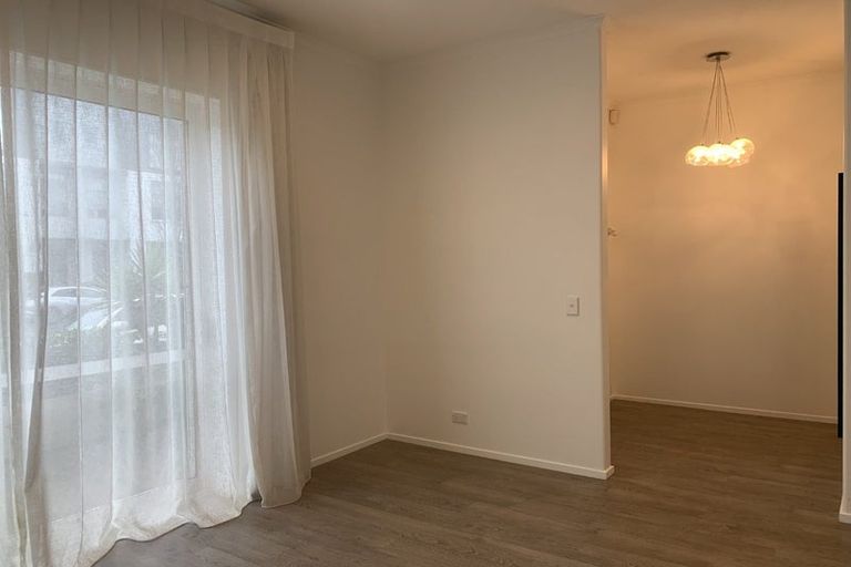 Photo of property in 189 Hobsonville Point Road, Hobsonville, Auckland, 0616