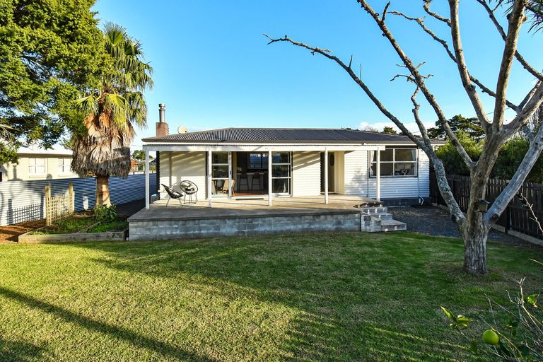 Photo of property in 7 Gatland Road, Opaheke, Papakura, 2113