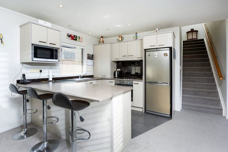 Photo of property in 5a Havelock Avenue, Forrest Hill, Auckland, 0620