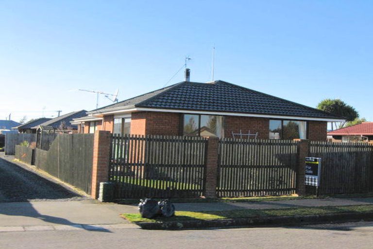 Photo of property in 1/42 Wilson Street, Islington, Christchurch, 8042